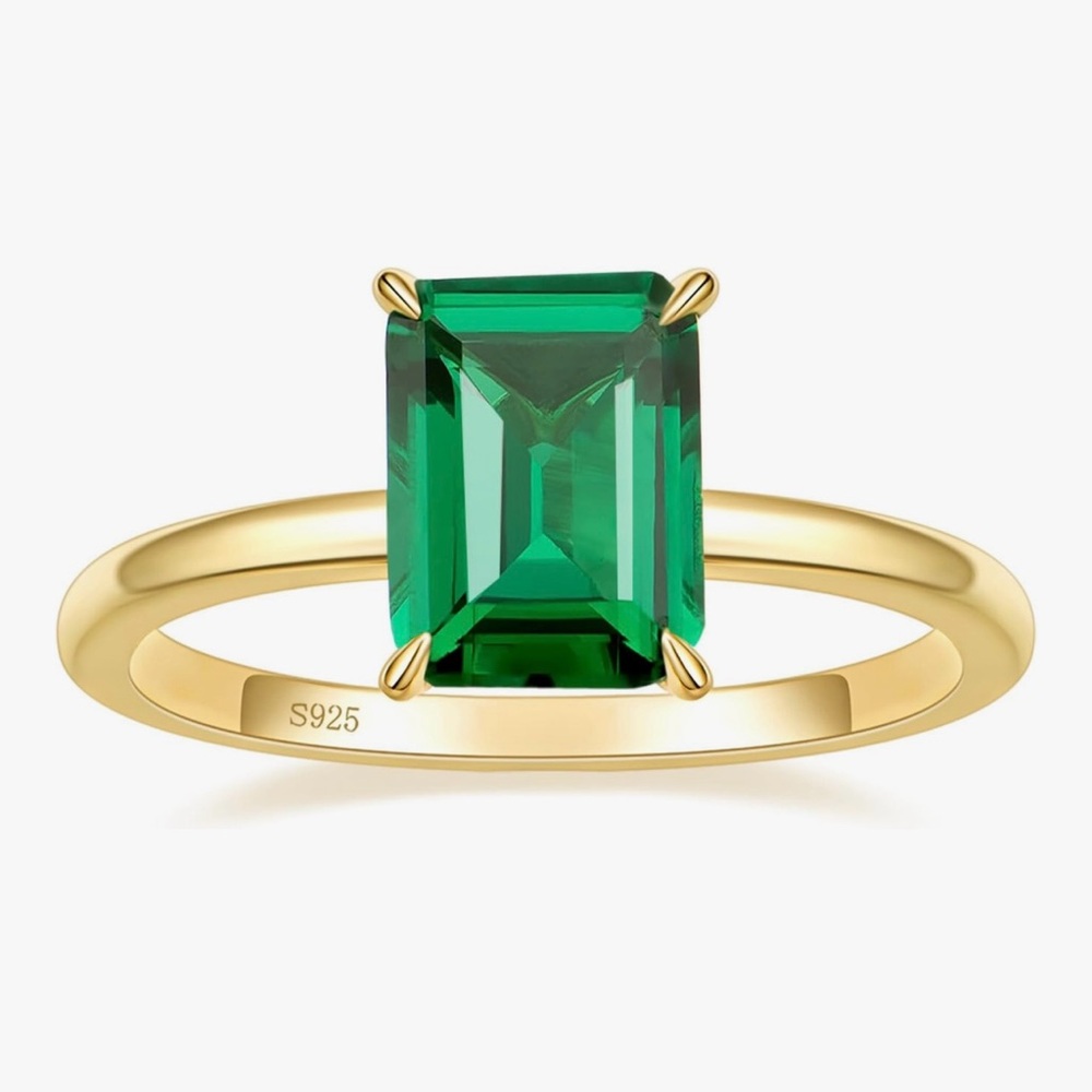 Emerald Green Gold Ring